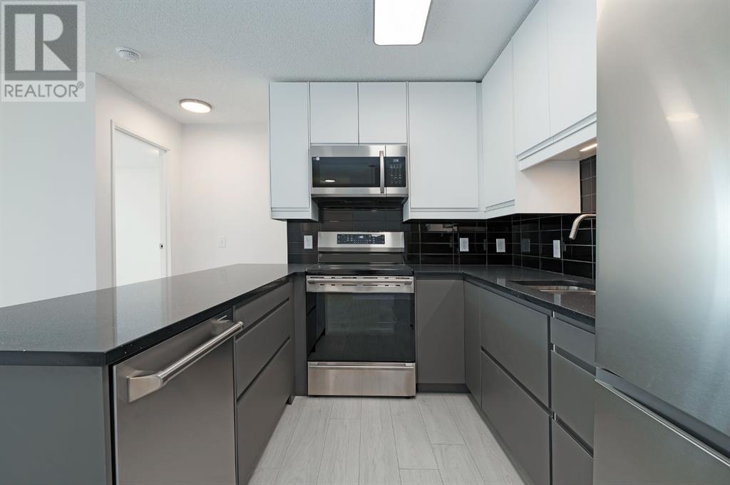 Single Family House for Sale in   Edenwold Heights NW Edgemont Calgary 