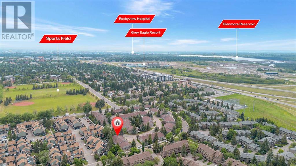 Single Family House Bungalow for Sale in  Gladstone Gardens SW Glamorgan Calgary 