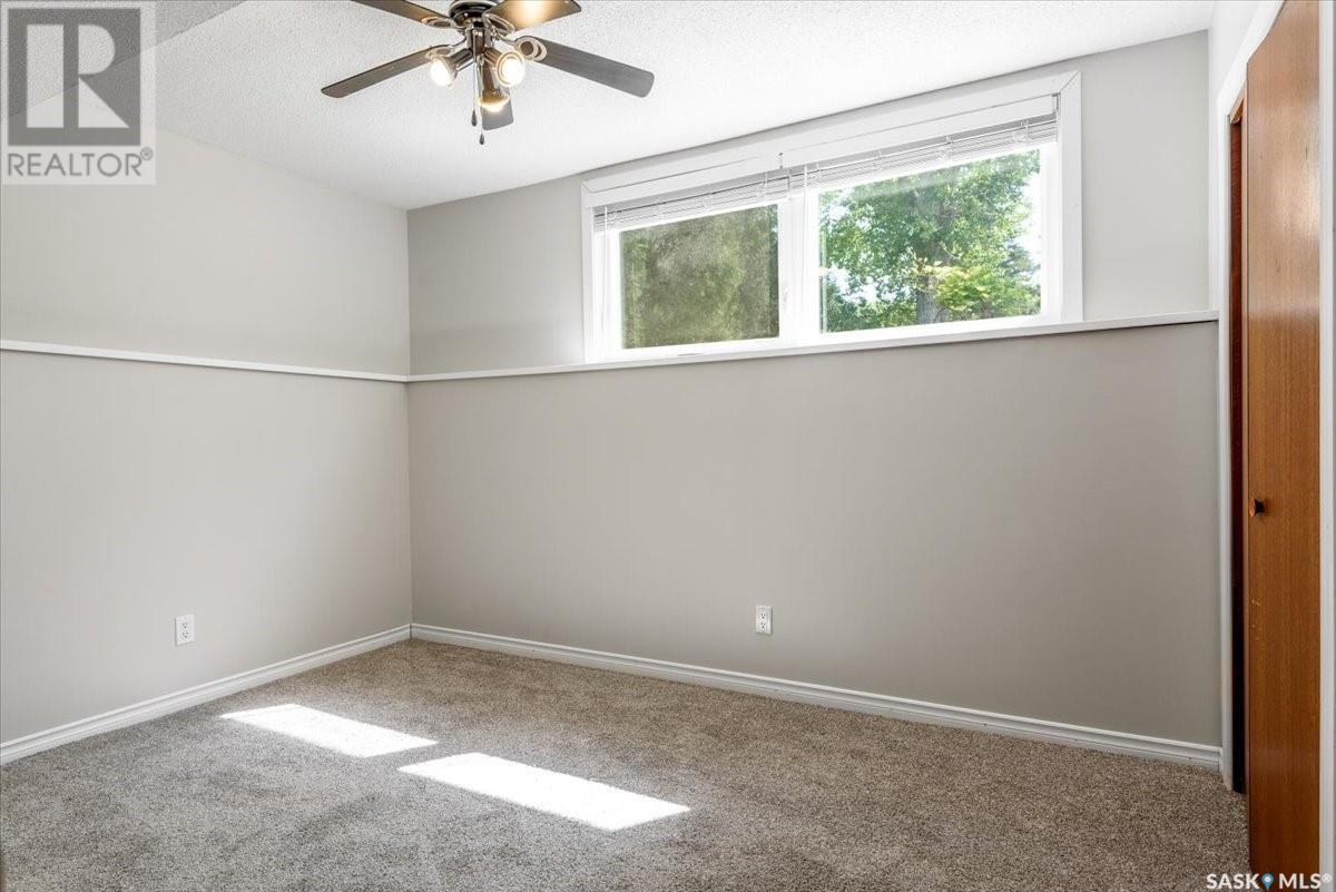 Photo 16 of 3069 Grant Road, Regina SK