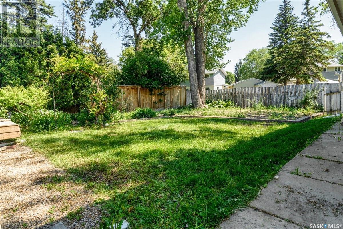 Photo 23 of 3069 Grant Road, Regina SK