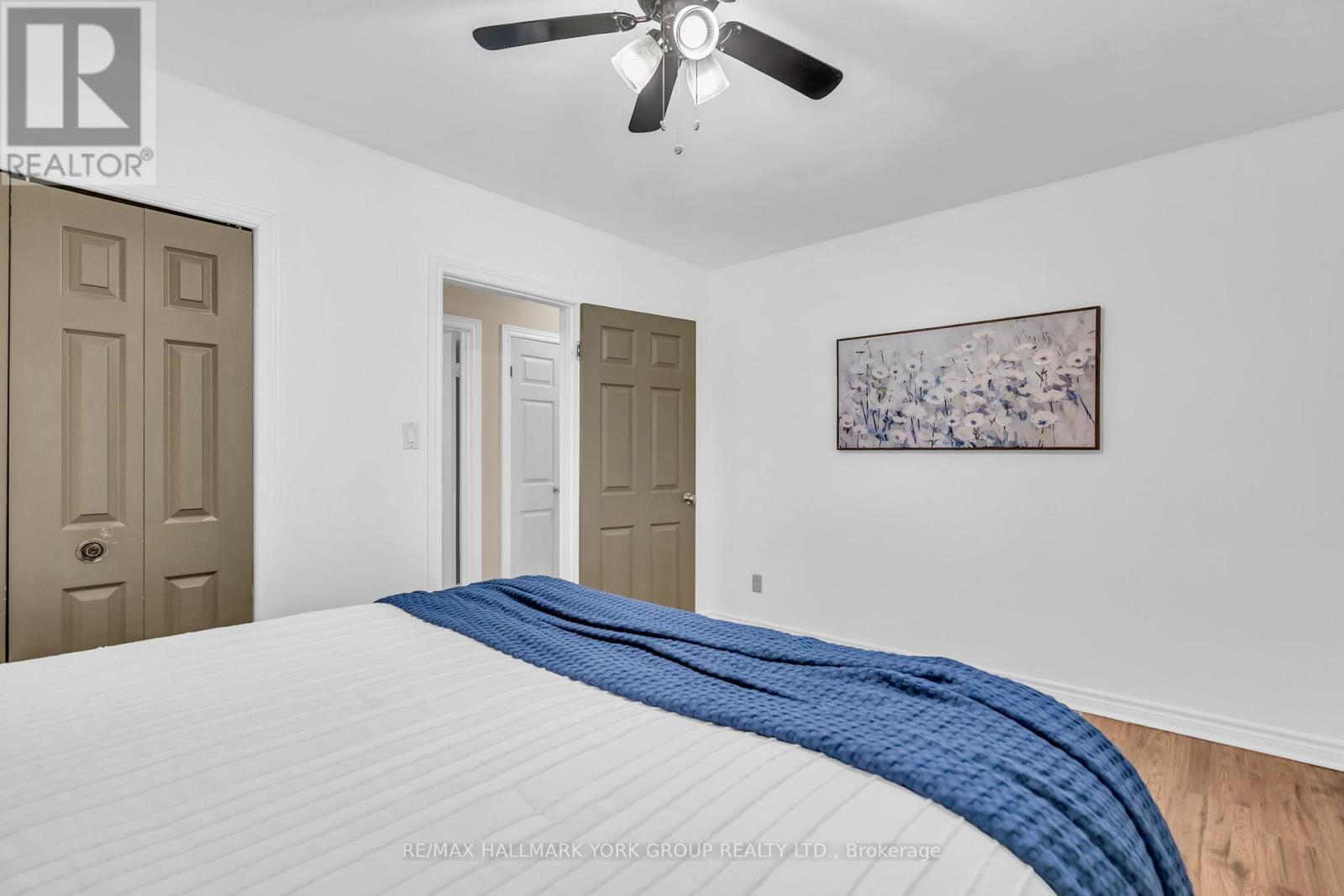 Photo 18 of 8 Rushton Road, Georgina ON