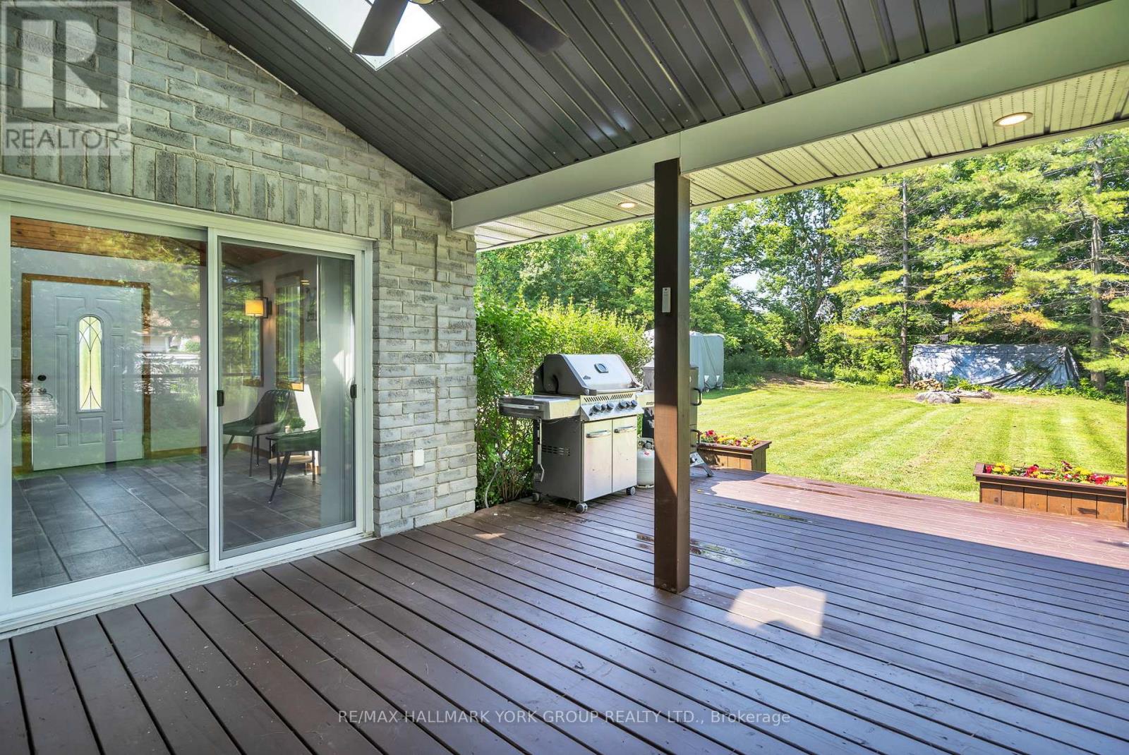 Photo 36 of 8 Rushton Road, Georgina ON