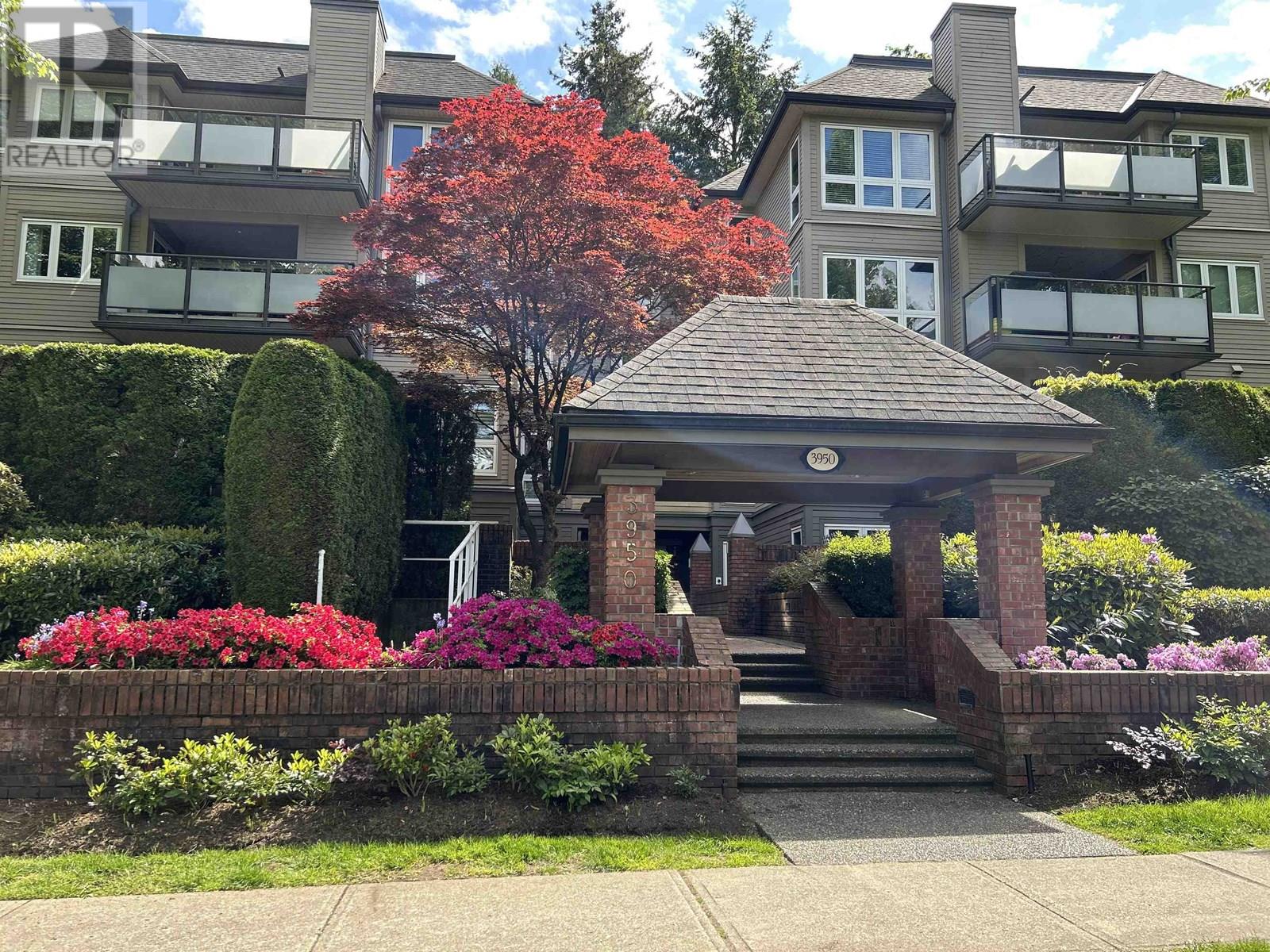 Photo 1 of 303 3950 Linwood Street, Burnaby BC
