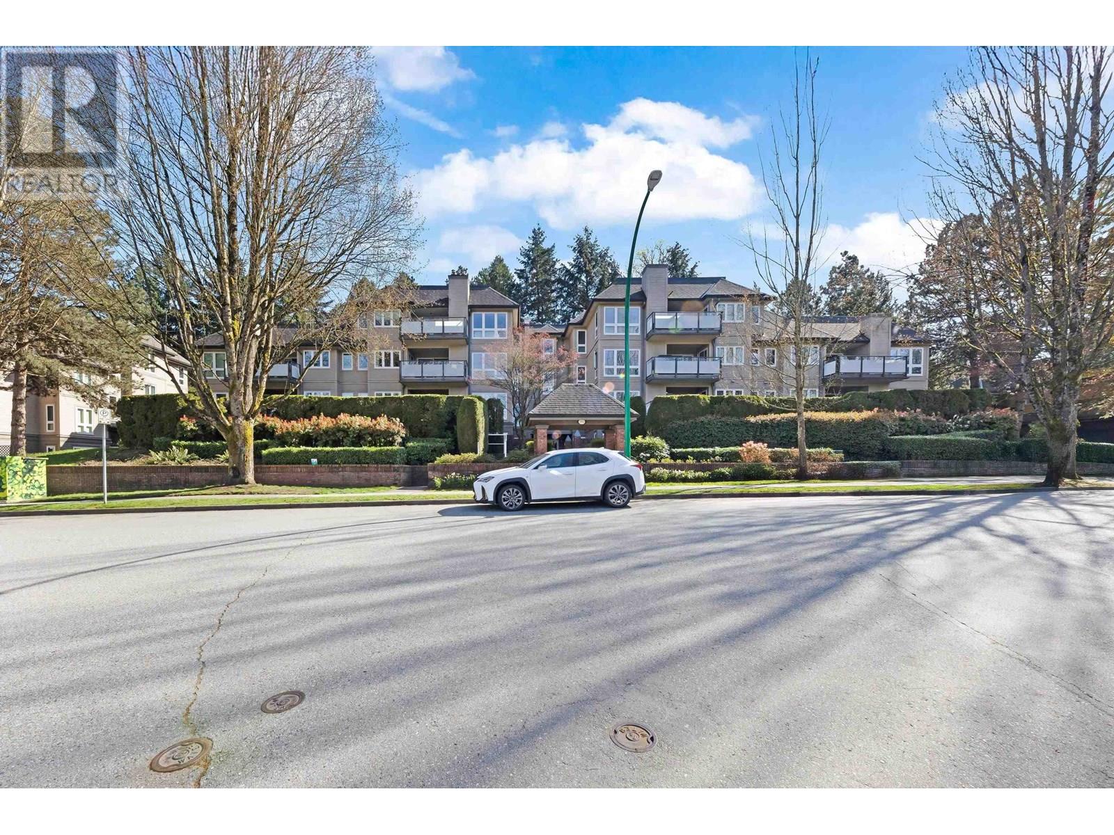 Photo 19 of 303 3950 Linwood Street, Burnaby BC