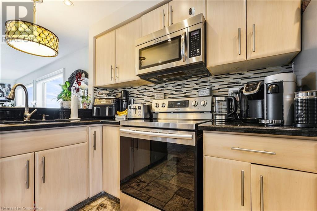 Photo 14 of 491 493 Dewitt Road, Hamilton ON