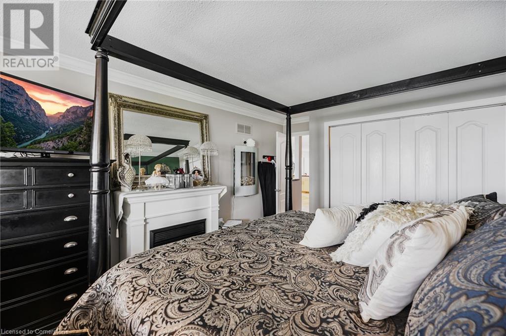 Photo 19 of 491 493 Dewitt Road, Hamilton ON