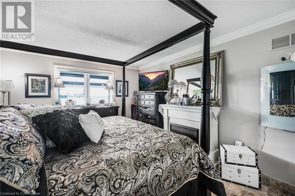 Photo 20 of 491 493 Dewitt Road, Hamilton ON