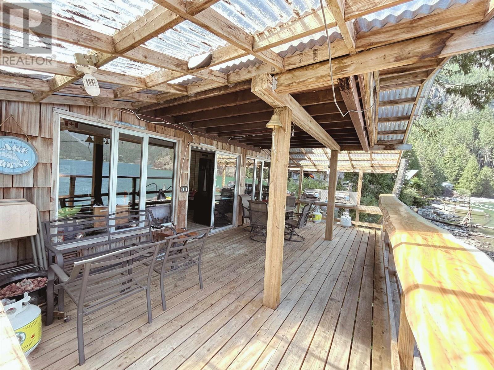 4 DEBECK CREEK, Pitt Meadows