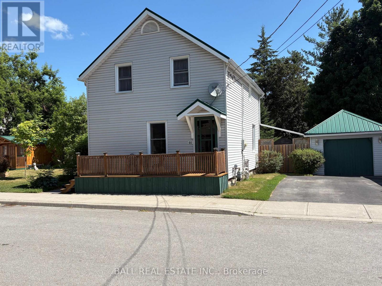 Photo 25 of 44 Pine Street, Asphodelnorwood ON