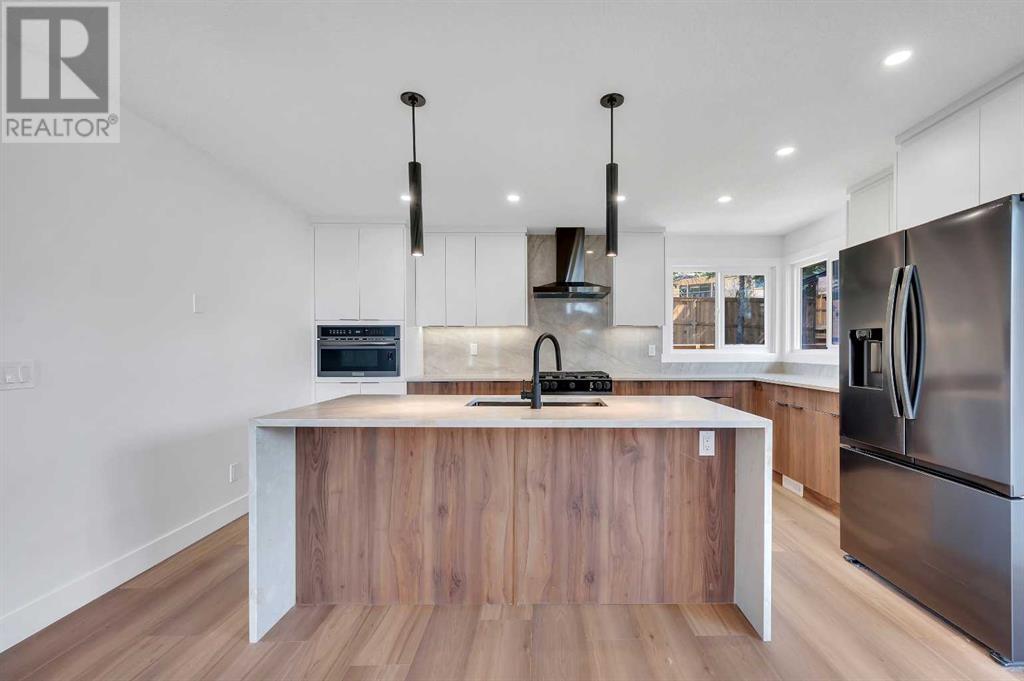 Single Family House Bungalow for Sale in  Edgewood Place NW Edgemont Calgary 