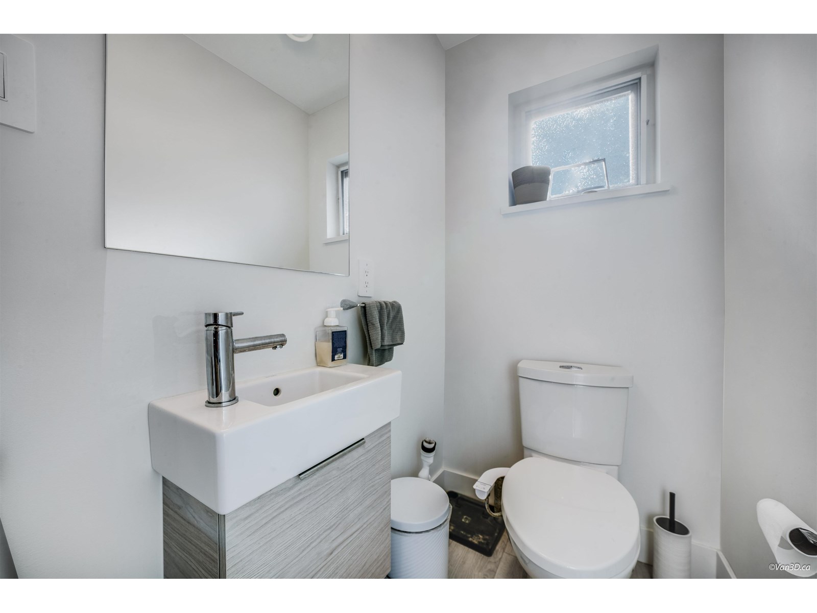 Photo 11 of 82 2075 Oak Meadows Drive, Surrey BC