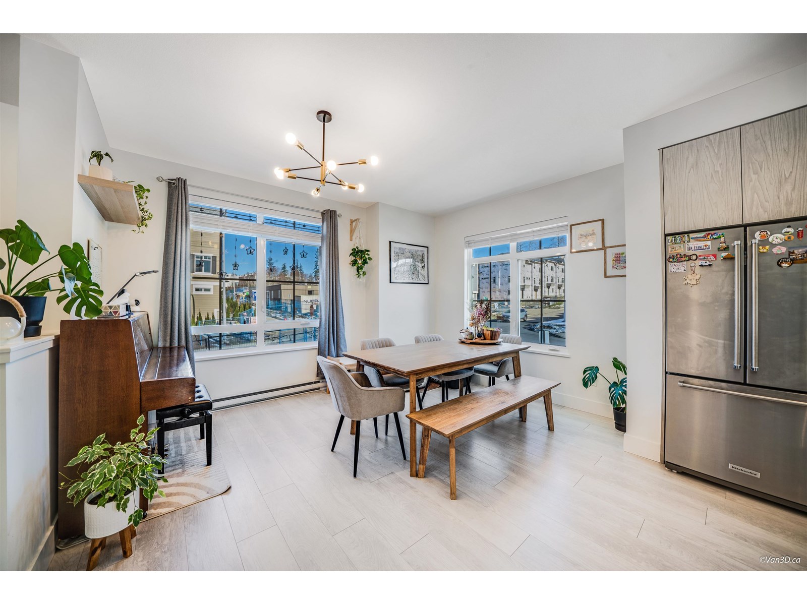 Photo 9 of 82 2075 Oak Meadows Drive, Surrey BC