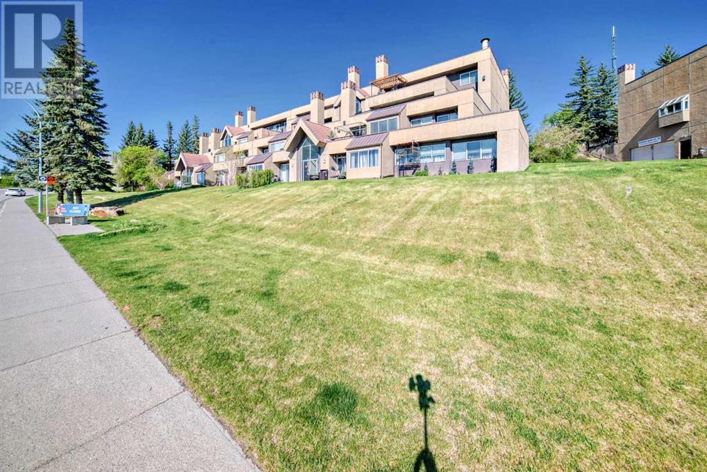 Single Family House for Sale in   Village Terrace SW Patterson Calgary 