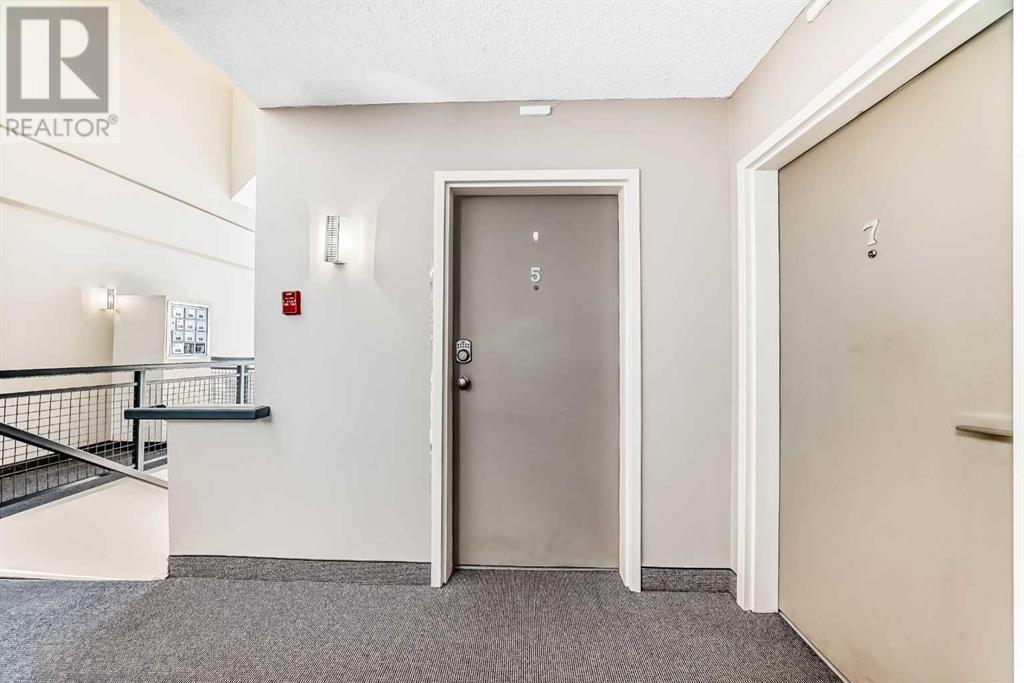 Single Family House for Sale in   Village Terrace SW Patterson Calgary 
