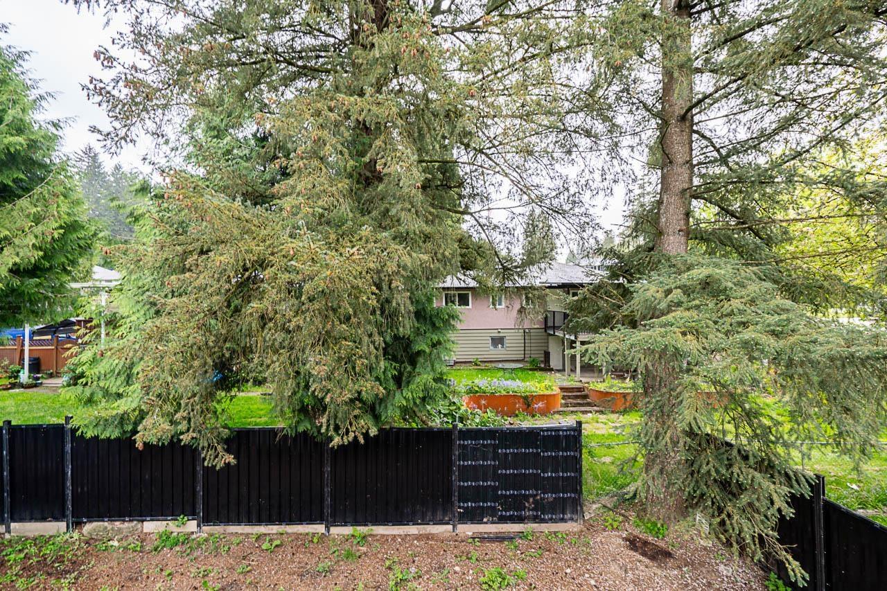 Photo 30 of 11370 Glen Avon Drive, Surrey BC