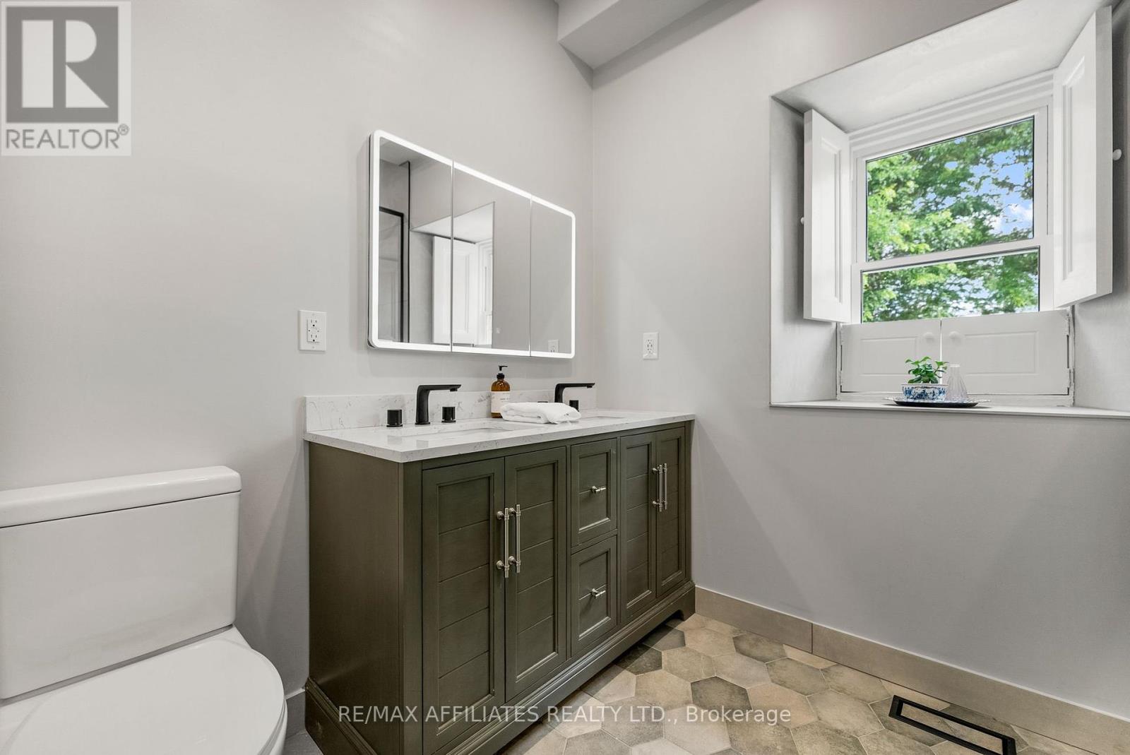 Photo 24 of 1415 Sheridan Rapids Road, Lanark Highlands ON
