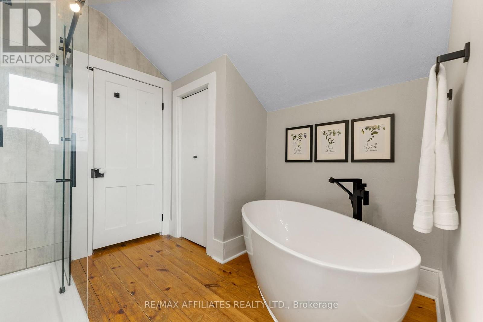 Photo 16 of 1415 Sheridan Rapids Road, Lanark Highlands ON