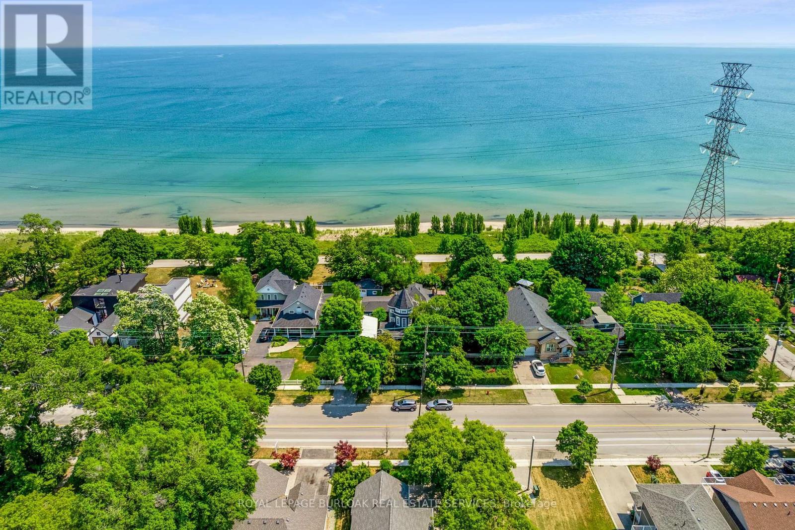 Photo 15 of 957 Beach Boulevard, Hamilton ON