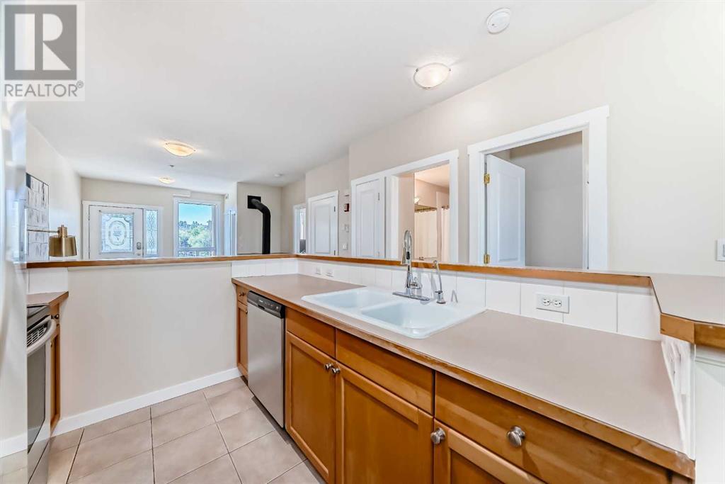 Single Family House for Sale in    Avenue SW Sunalta Calgary 