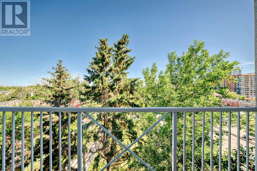 Single Family House for Sale in    Avenue SW Sunalta Calgary 