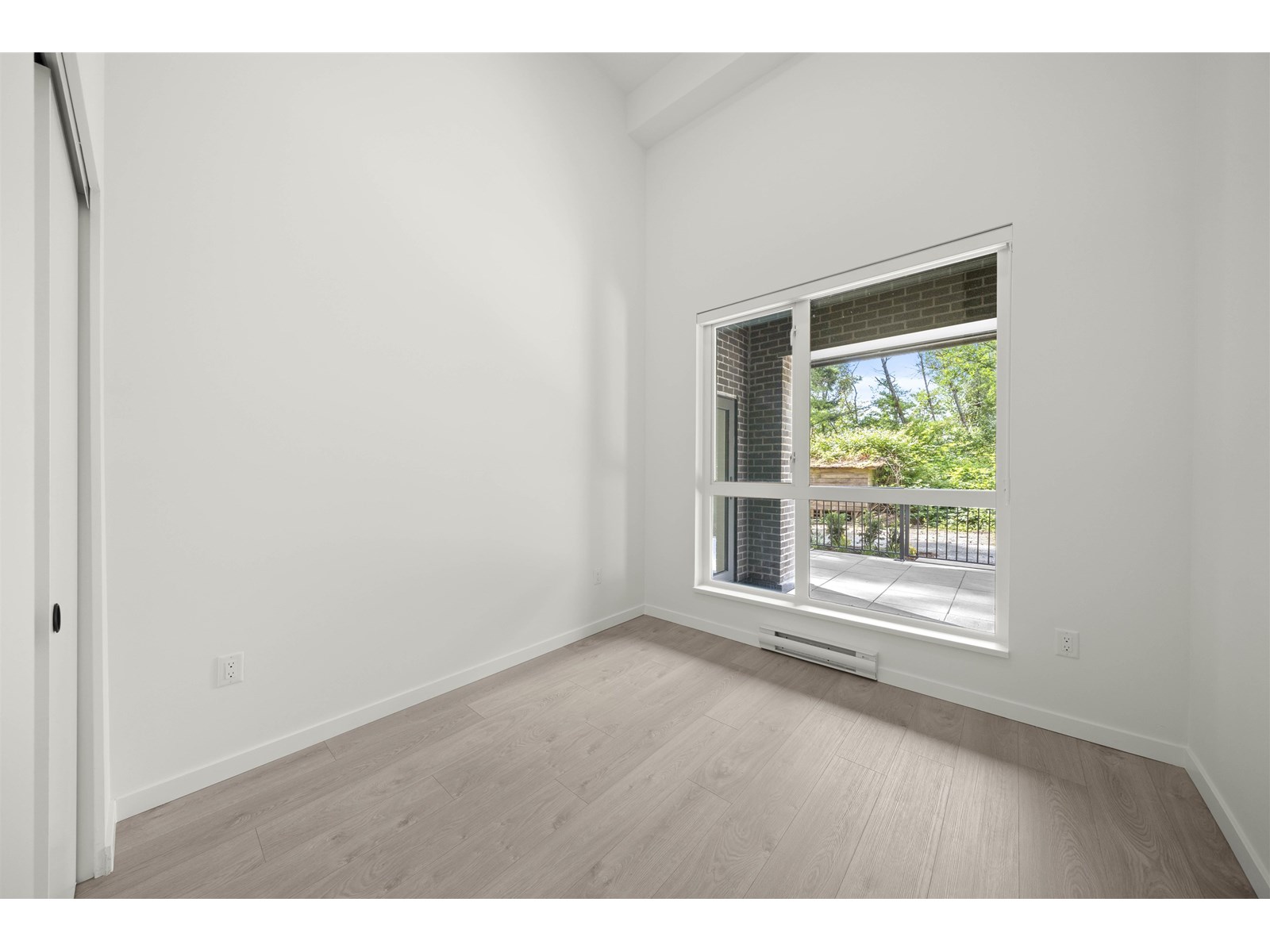 Photo 16 of 105 6585 195 A Street, Surrey BC