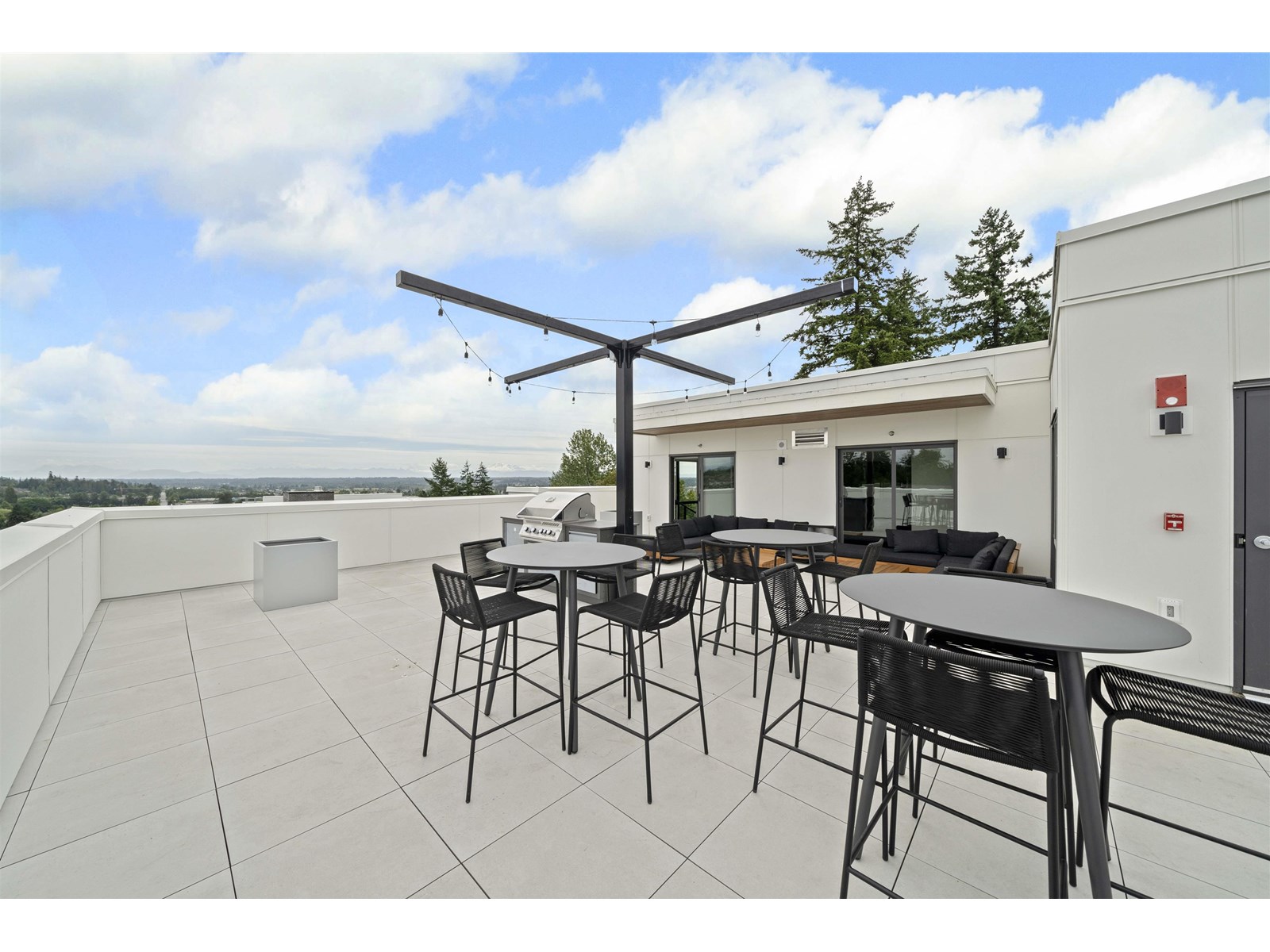 Photo 14 of 105 6585 195 A Street, Surrey BC