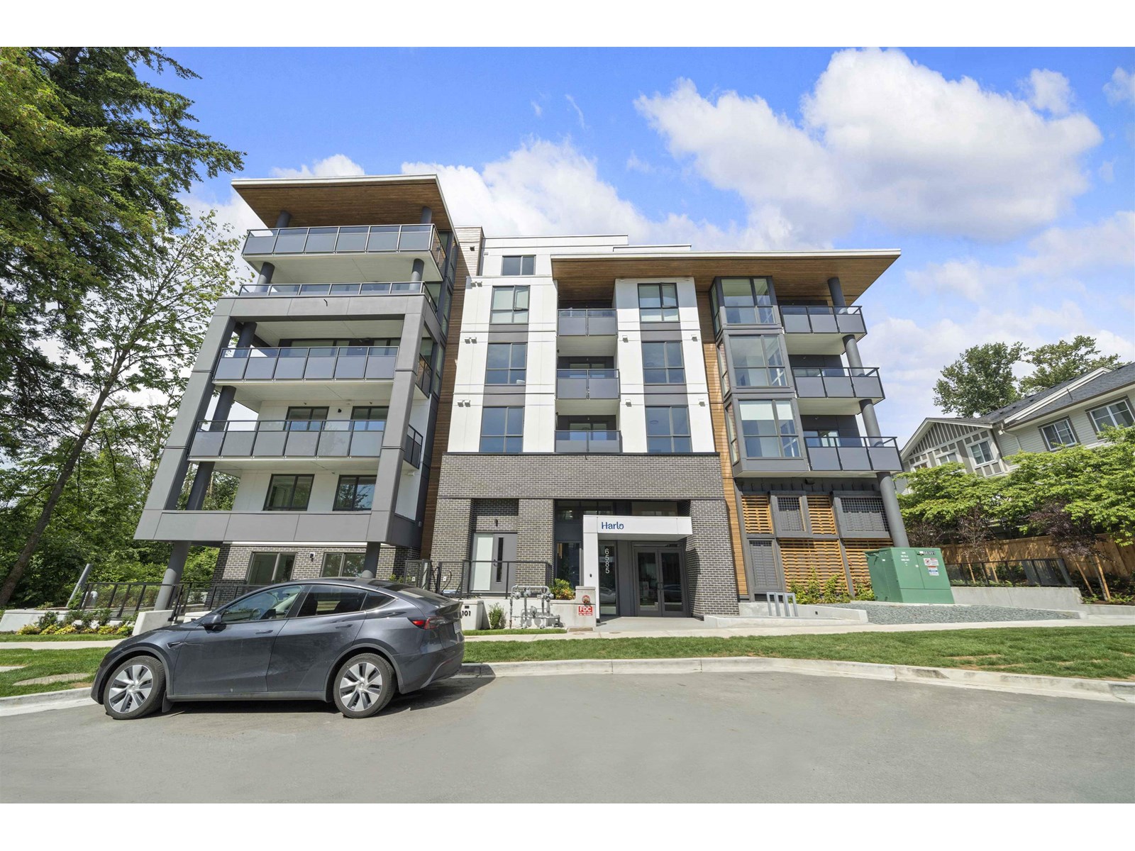 Photo 27 of 105 6585 195 A Street, Surrey BC