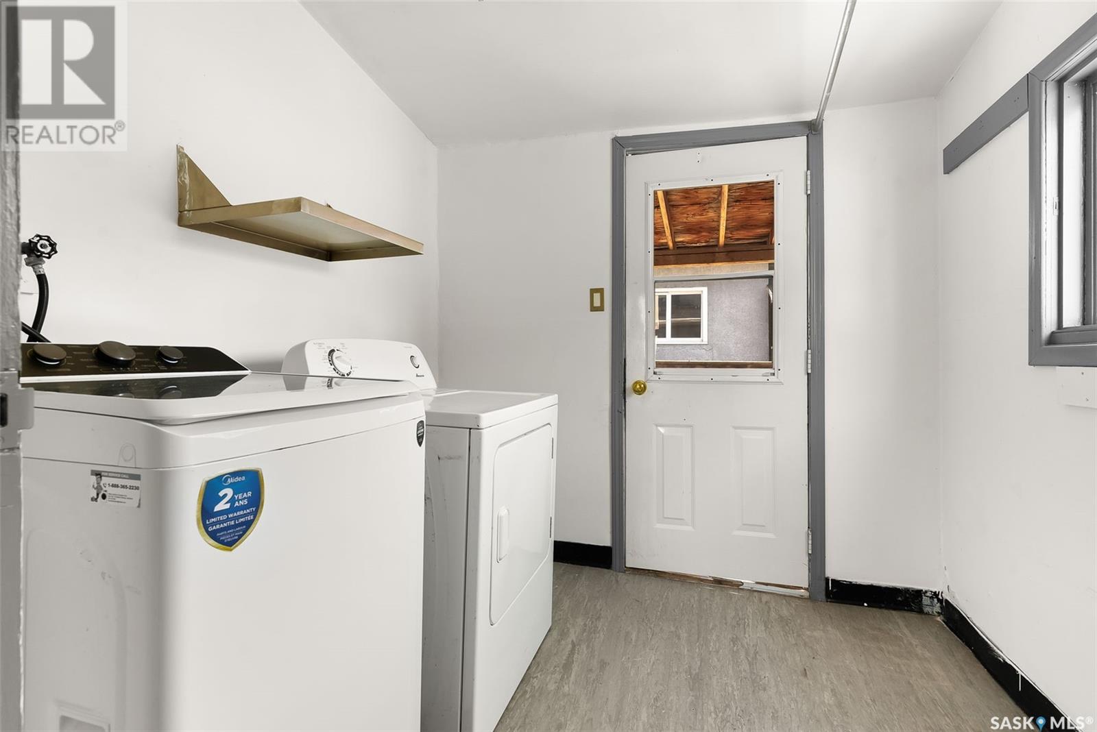 Single Family House for Sale in  Royal STREET Regina 