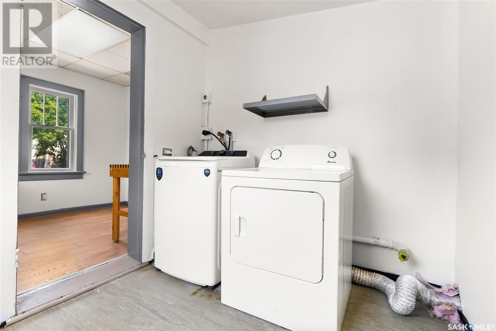 Single Family House for Sale in  Royal STREET Regina 