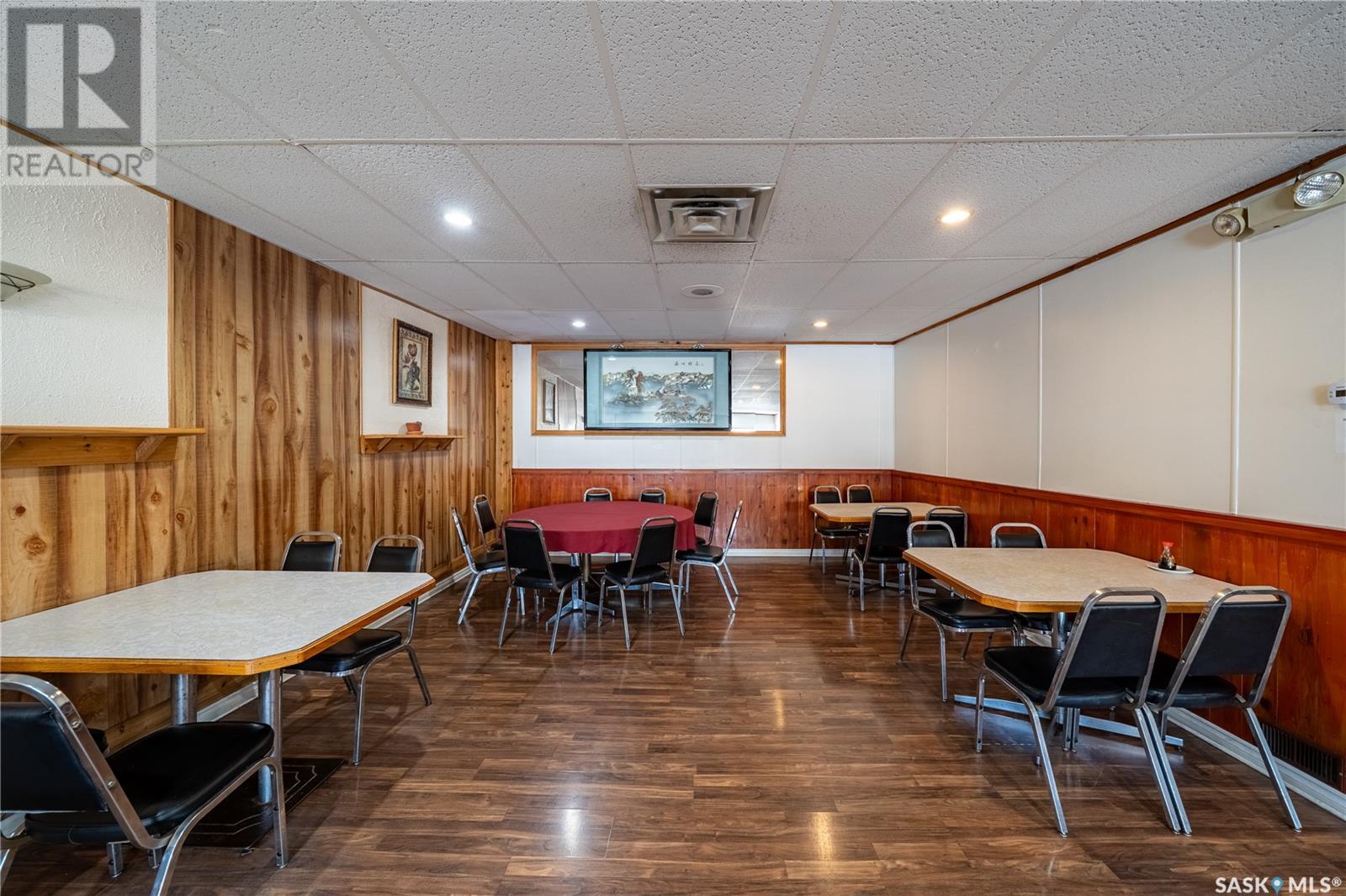 Photo 19 of 1427 11 Th Avenue, Regina SK