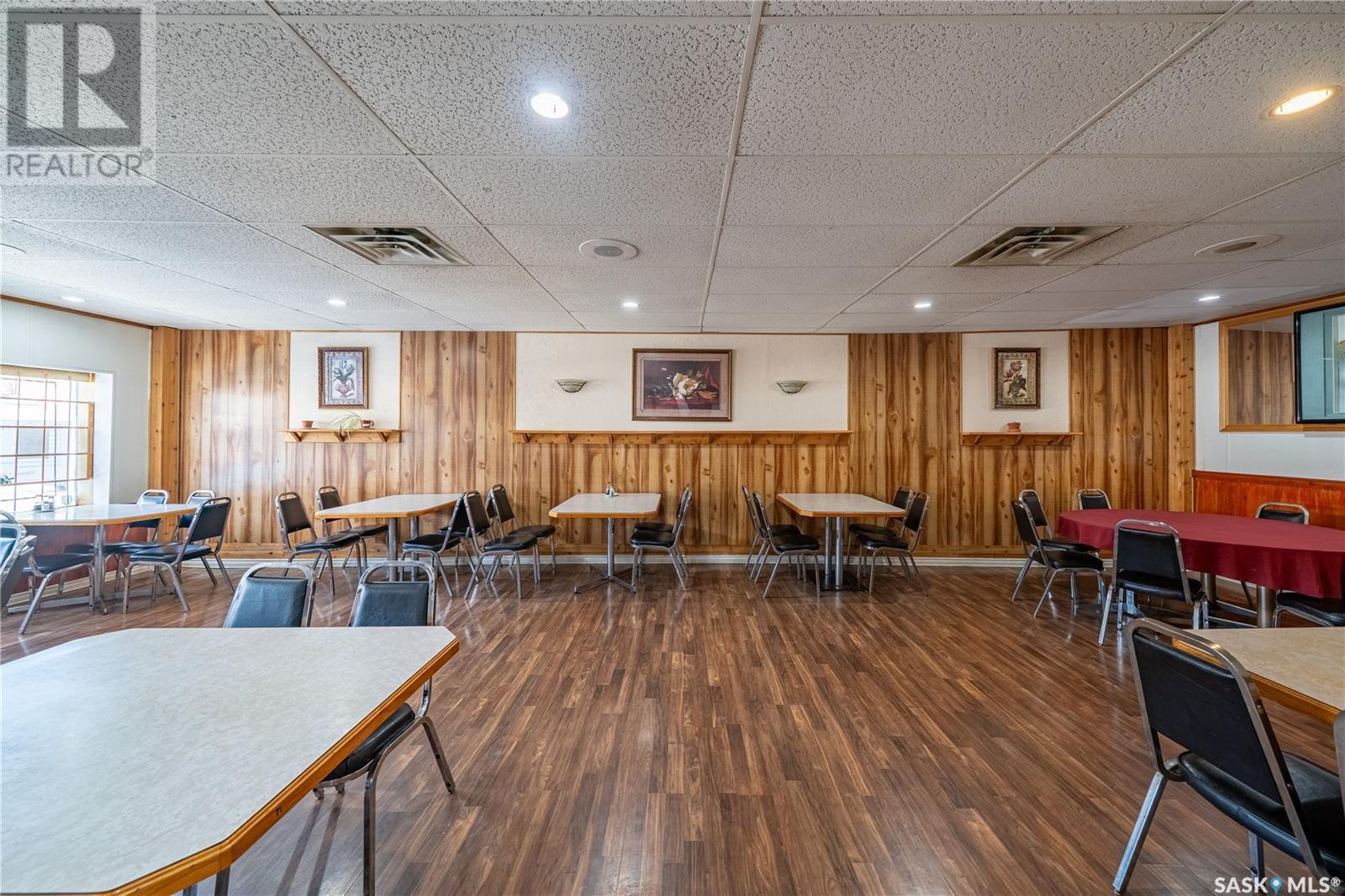 Photo 15 of 1427 11 Th Avenue, Regina SK