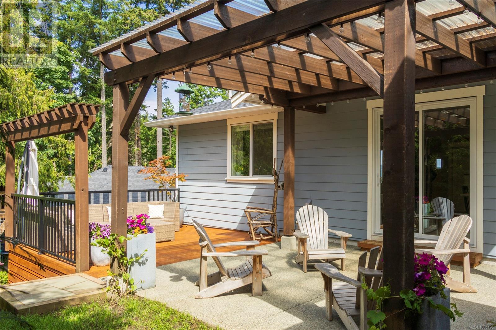 6236 Elizabeth Garden Crt, Central Saanich
