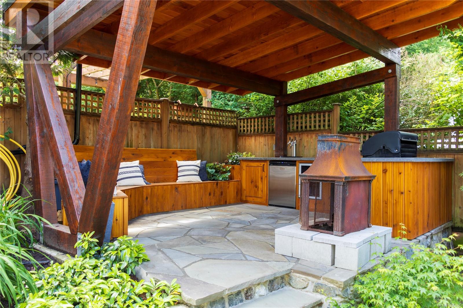 6236 Elizabeth Garden Crt, Central Saanich