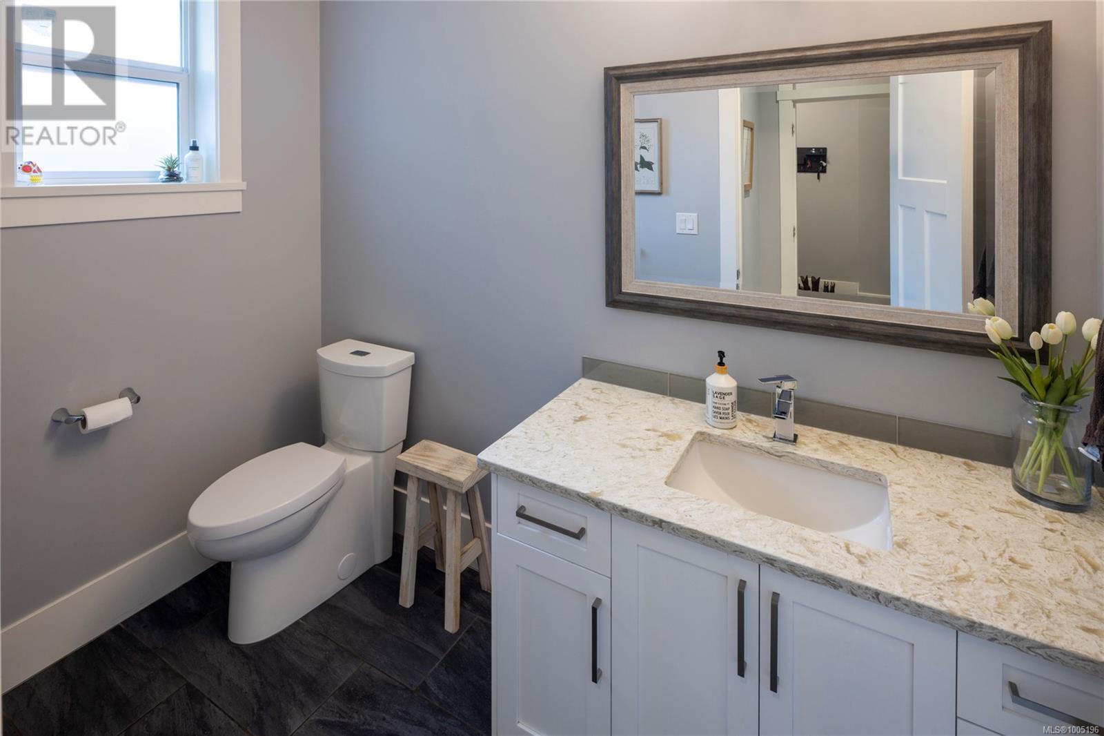 6236 Elizabeth Garden Crt, Central Saanich