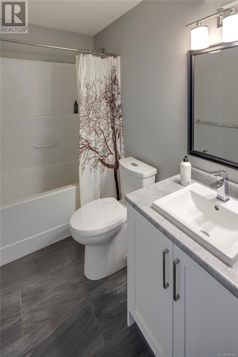 6236 Elizabeth Garden Crt, Central Saanich