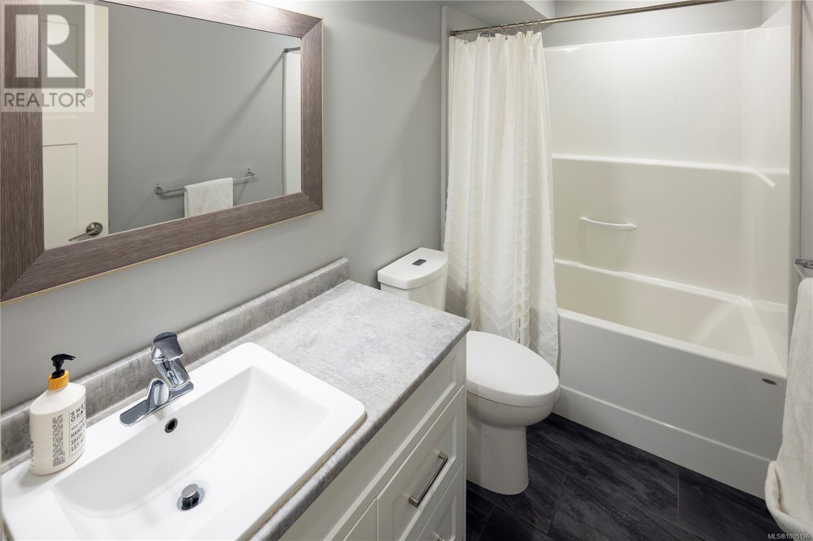 6236 Elizabeth Garden Crt, Central Saanich