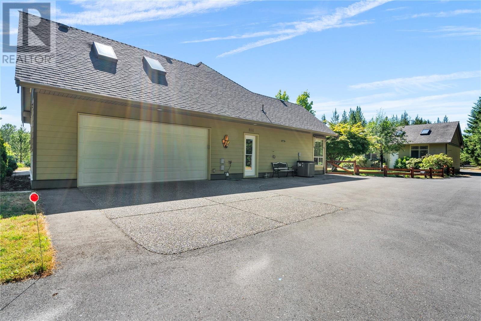 Photo 40 of 1050 Paradise Pl, Nanoose Bay BC