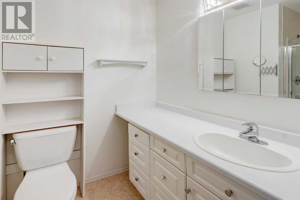 Single Family House for Sale in  Macewan Ridge Villas NW MacEwan Glen Calgary 