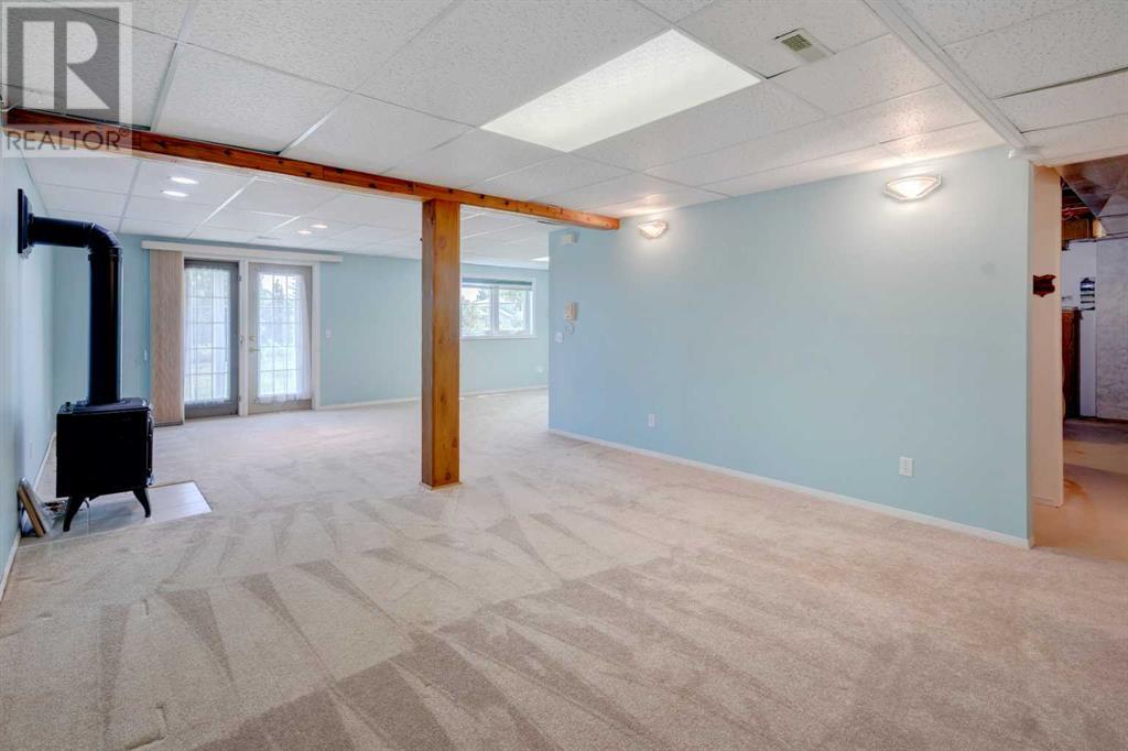 Single Family House for Sale in  Macewan Ridge Villas NW MacEwan Glen Calgary 