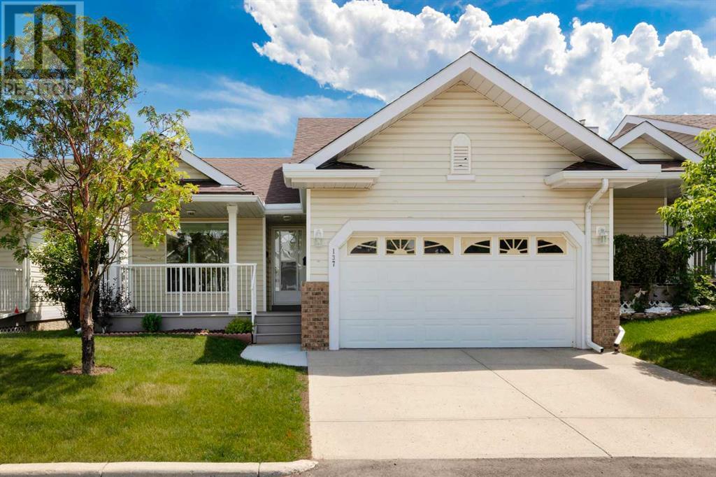 137 Macewan Ridge Villas NW, Calgary, Alberta