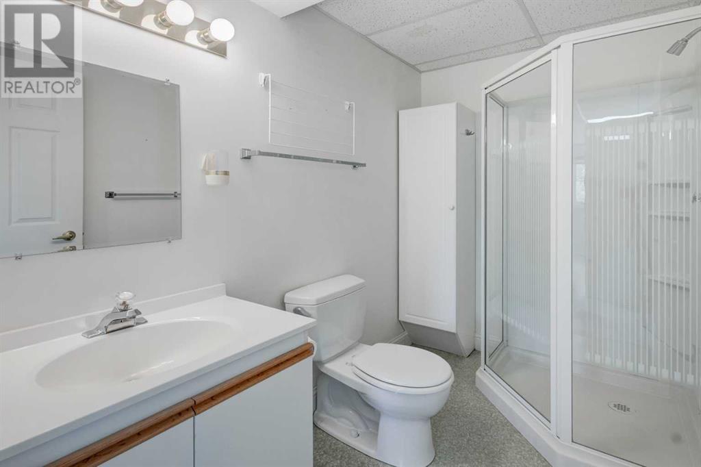 Single Family House for Sale in  Macewan Ridge Villas NW MacEwan Glen Calgary 