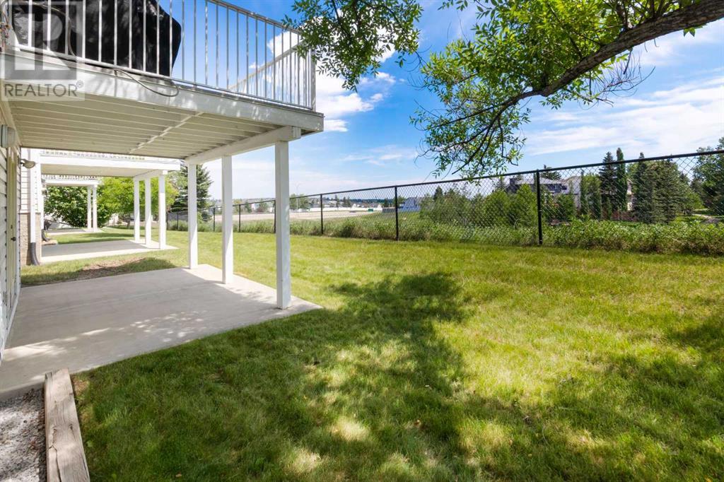 Single Family House for Sale in  Macewan Ridge Villas NW MacEwan Glen Calgary 