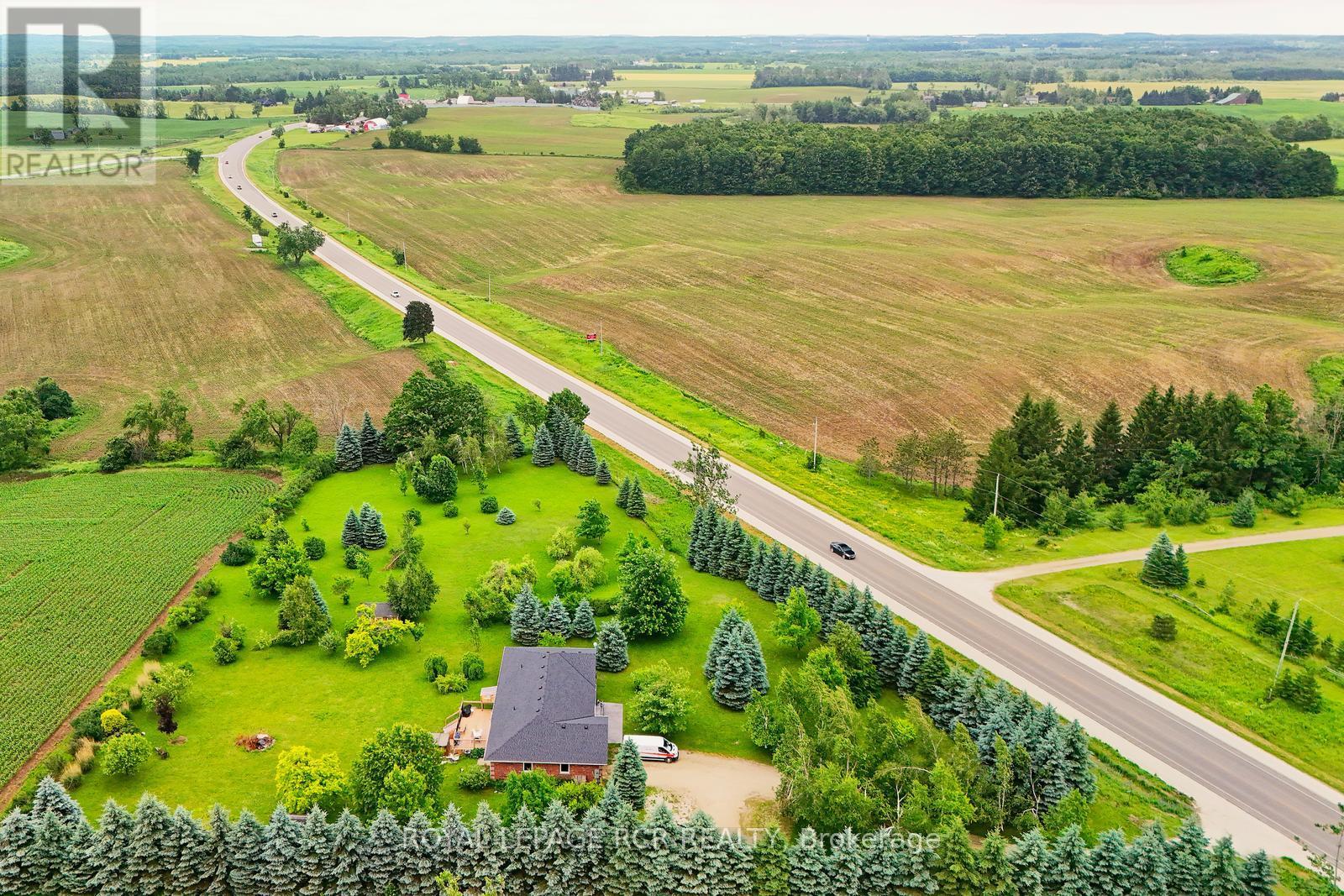 Photo 14 of 537086 Main St, Melancthon ON