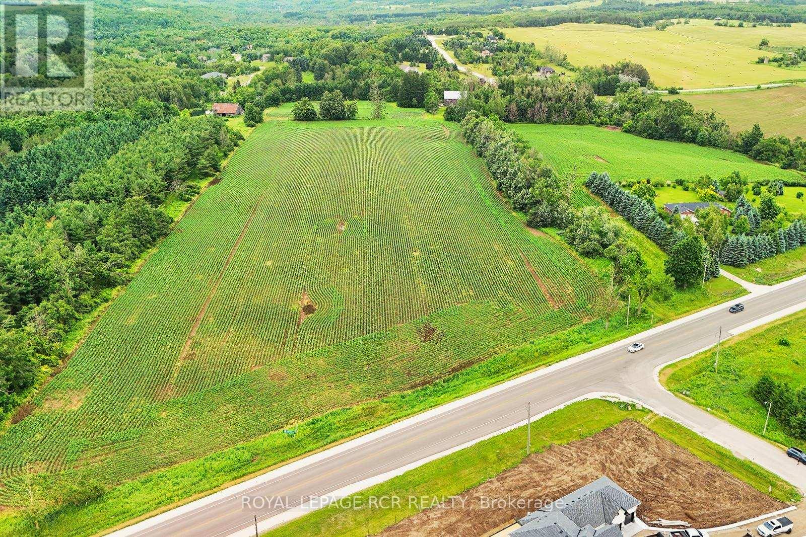 Photo 10 of 537086 Main St, Melancthon ON