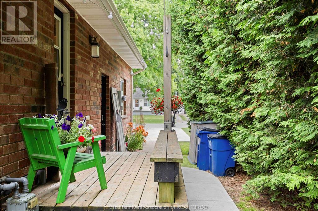 Photo 49 of 260 Trerice Street East, Dresden ON