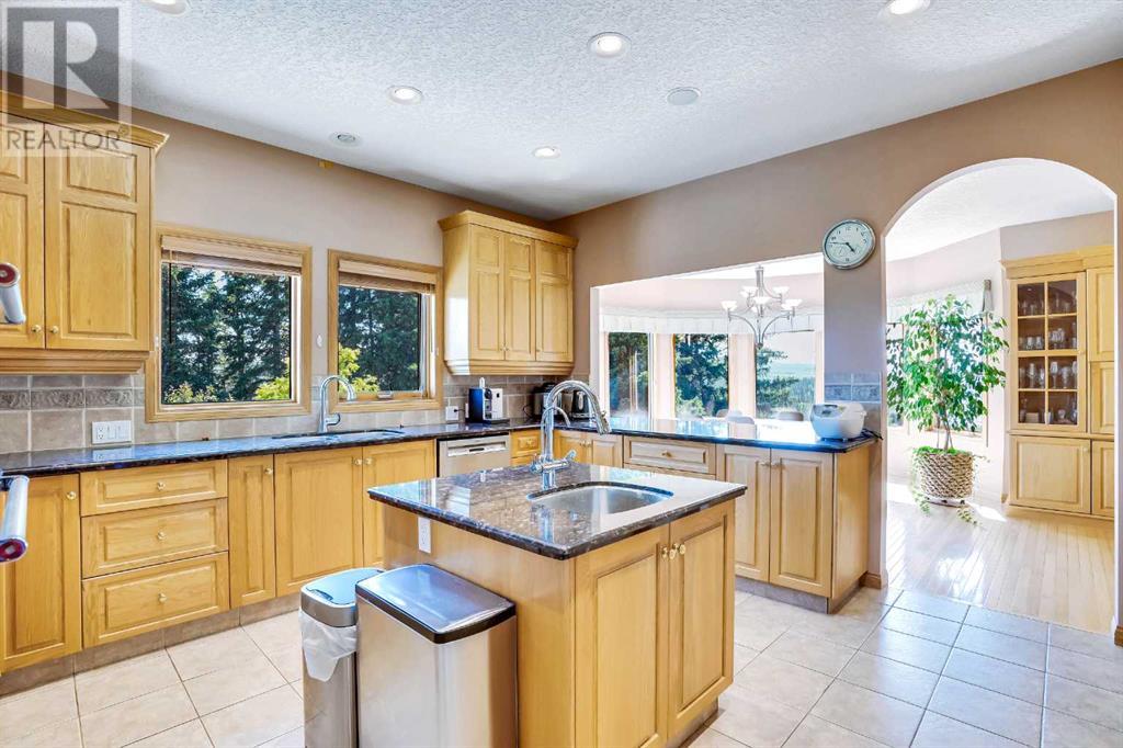 Single Family House Bungalow for Sale in  Discovery Ridge Point SW Discovery Ridge Calgary 