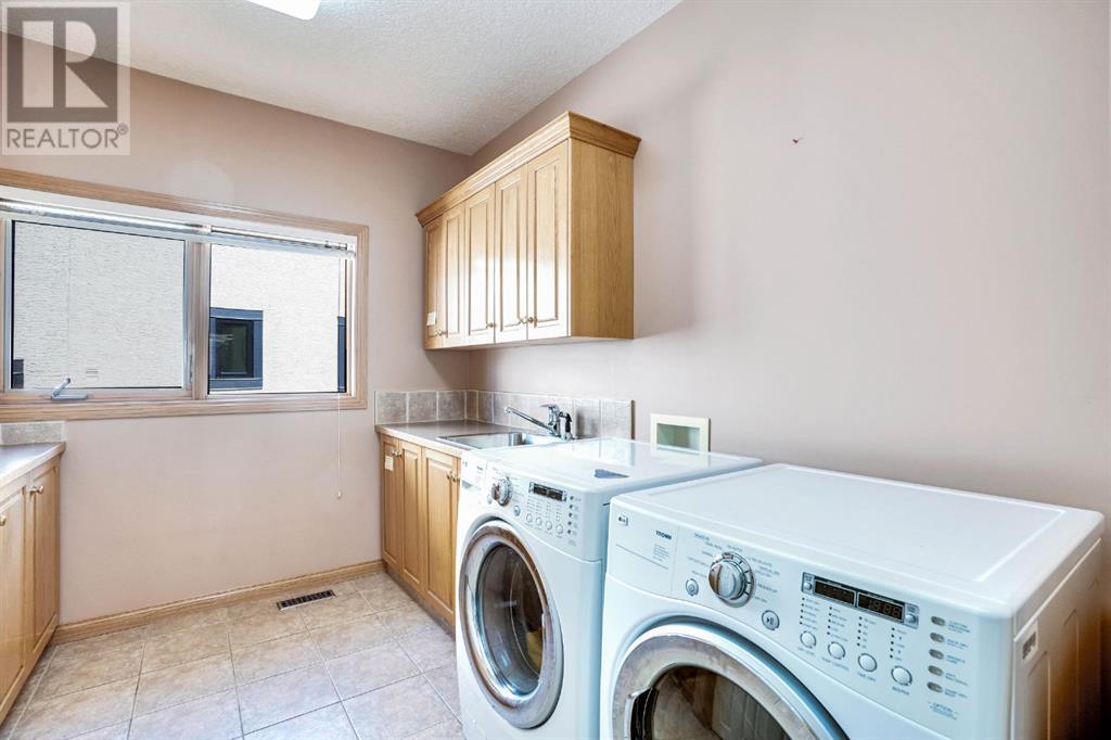 Single Family House Bungalow for Sale in  Discovery Ridge Point SW Discovery Ridge Calgary 