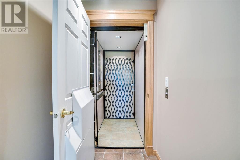 Single Family House Bungalow for Sale in  Discovery Ridge Point SW Discovery Ridge Calgary 