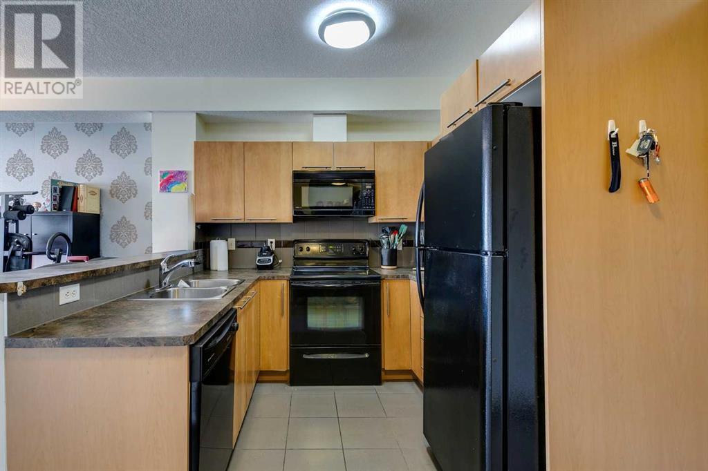 Single Family House for Sale in    Avenue SW South Calgary Calgary 