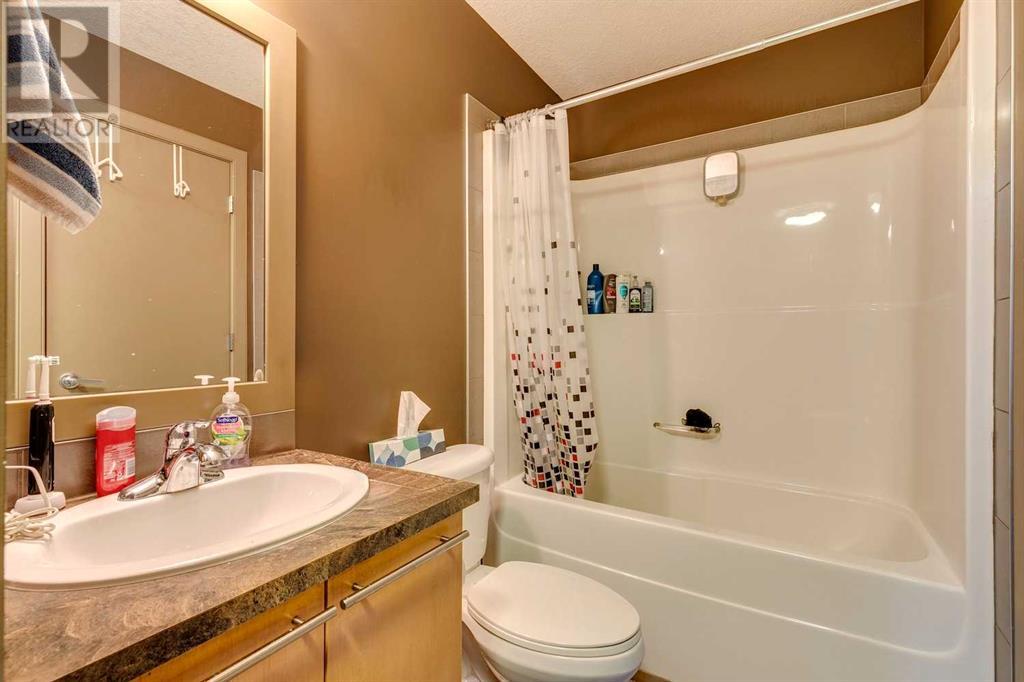Single Family House for Sale in    Avenue SW South Calgary Calgary 
